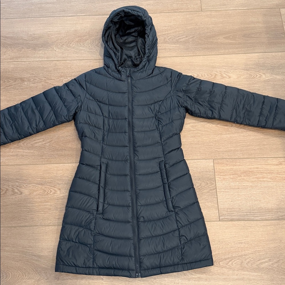 The North Face Women's Goose Down Filled Black Puffer Coat - Picture 8 of 8